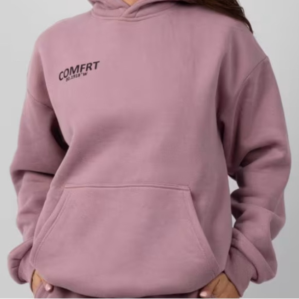 Mauve colored Hoodie with front pockets